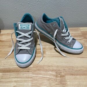 Converse “Chuck Taylor” Kids Gray and Teal Sneakers - Size 2 - EUC